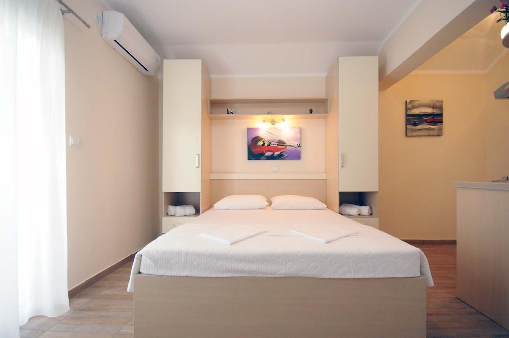 Apartments Royal Budva Rum bild